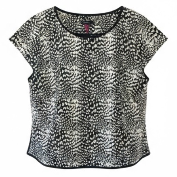 Vince Camuto Women's Black and White Patterned Top - Picture 1 of 8